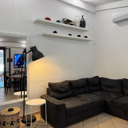 Casa Stewart - Levante * Geremèas